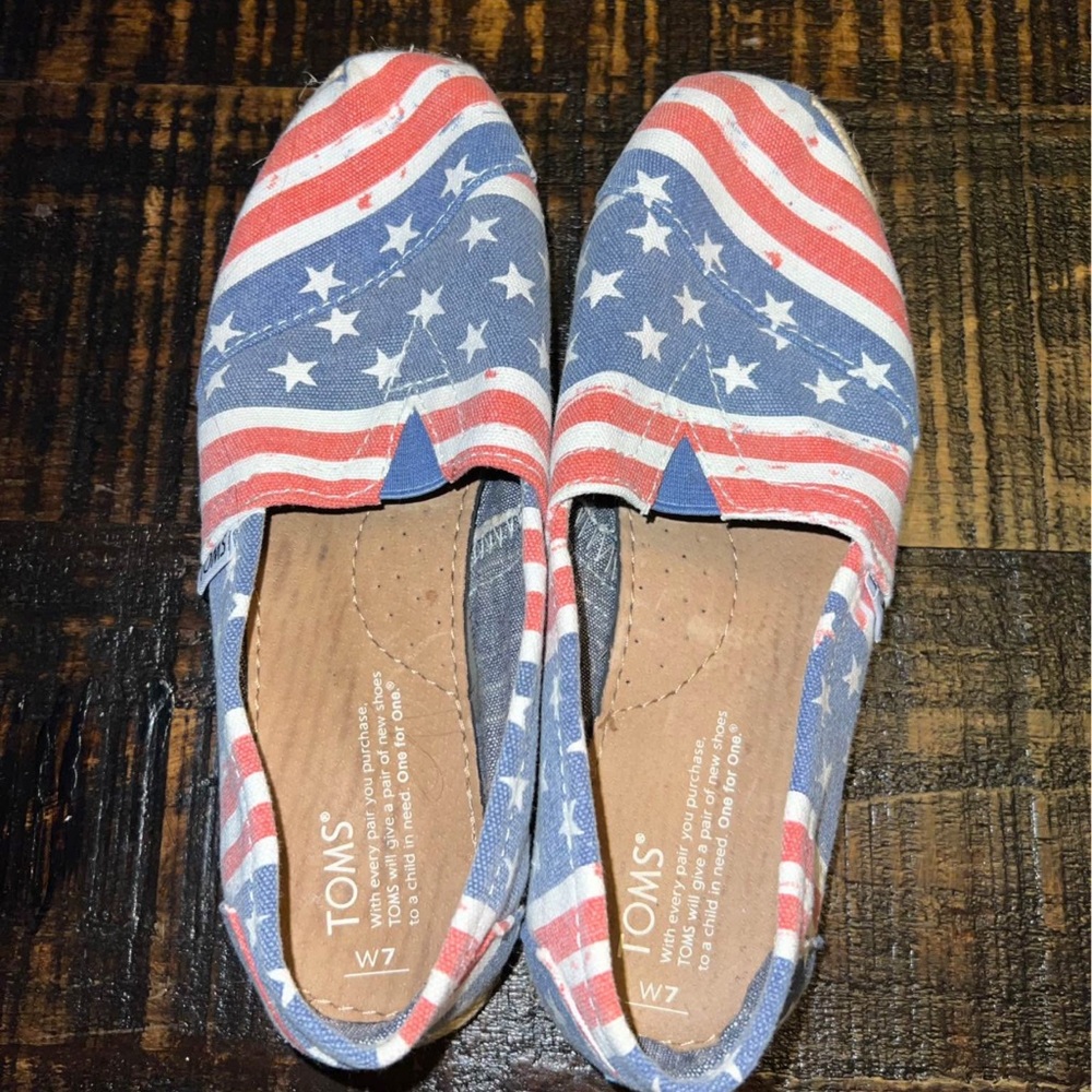 Size 7 TOMS Stars and Stripes Slip-On Shoes